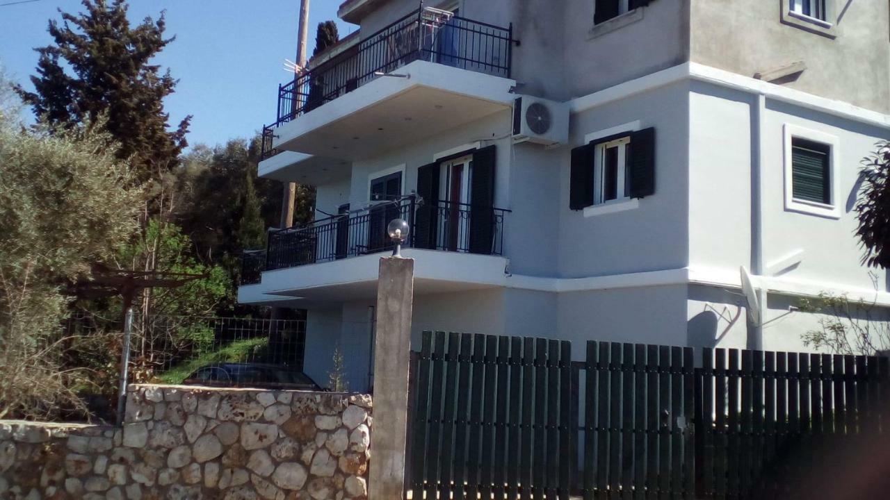 מלון Tsoukaládhes Monika Lefkada מראה חיצוני תמונה